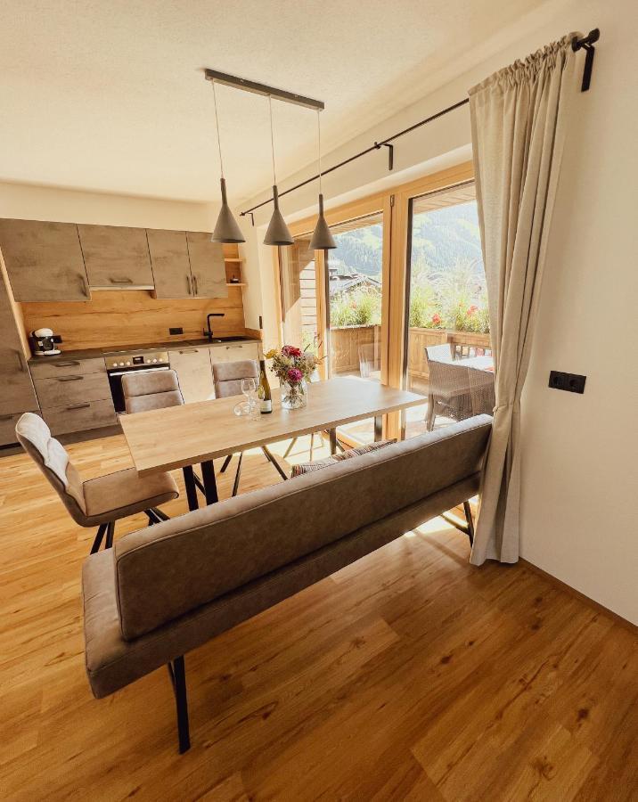 Apartment Goldene Mitte Aschau Im Zillertal Esterno foto